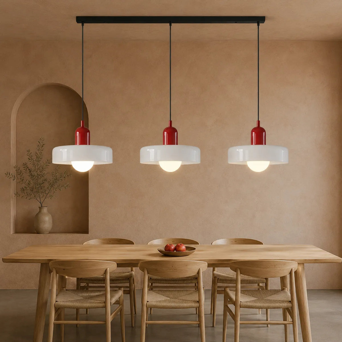 Lampada a sospensione con tre paralumi arrotondati in vetro e design lineare Bauhaus