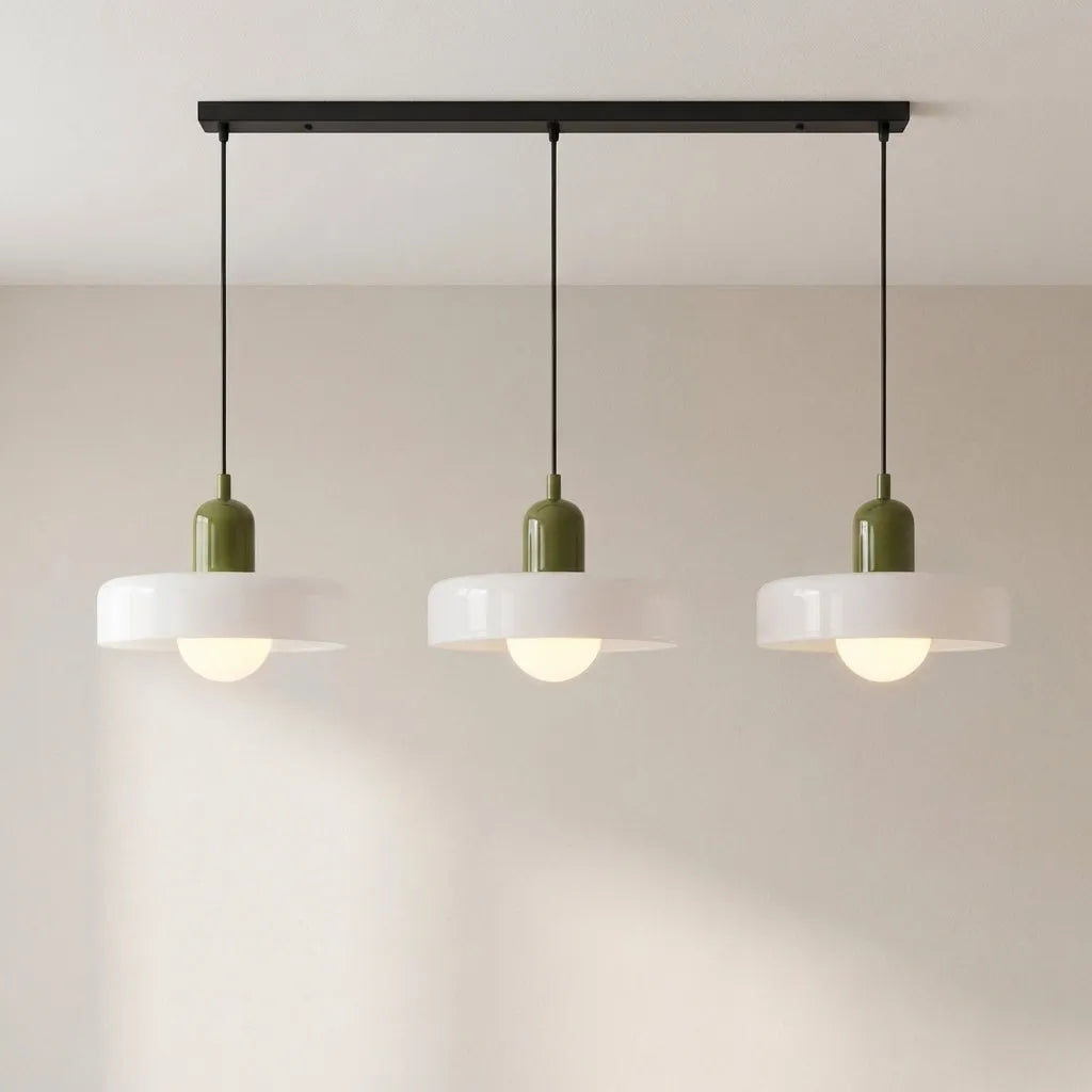 Lampada a sospensione con tre paralumi arrotondati in vetro e design lineare Bauhaus