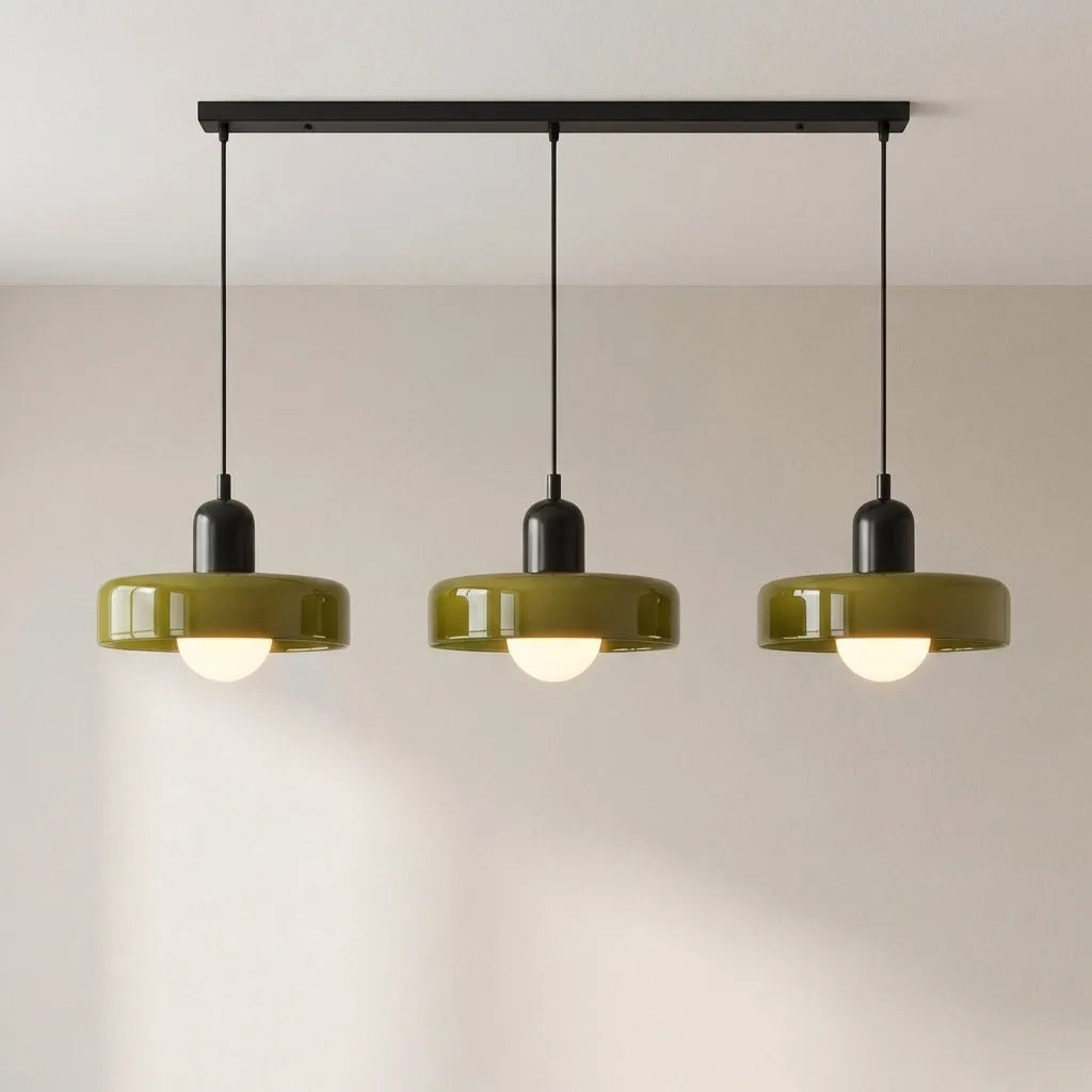 Lampada a sospensione con tre paralumi arrotondati in vetro e design lineare Bauhaus