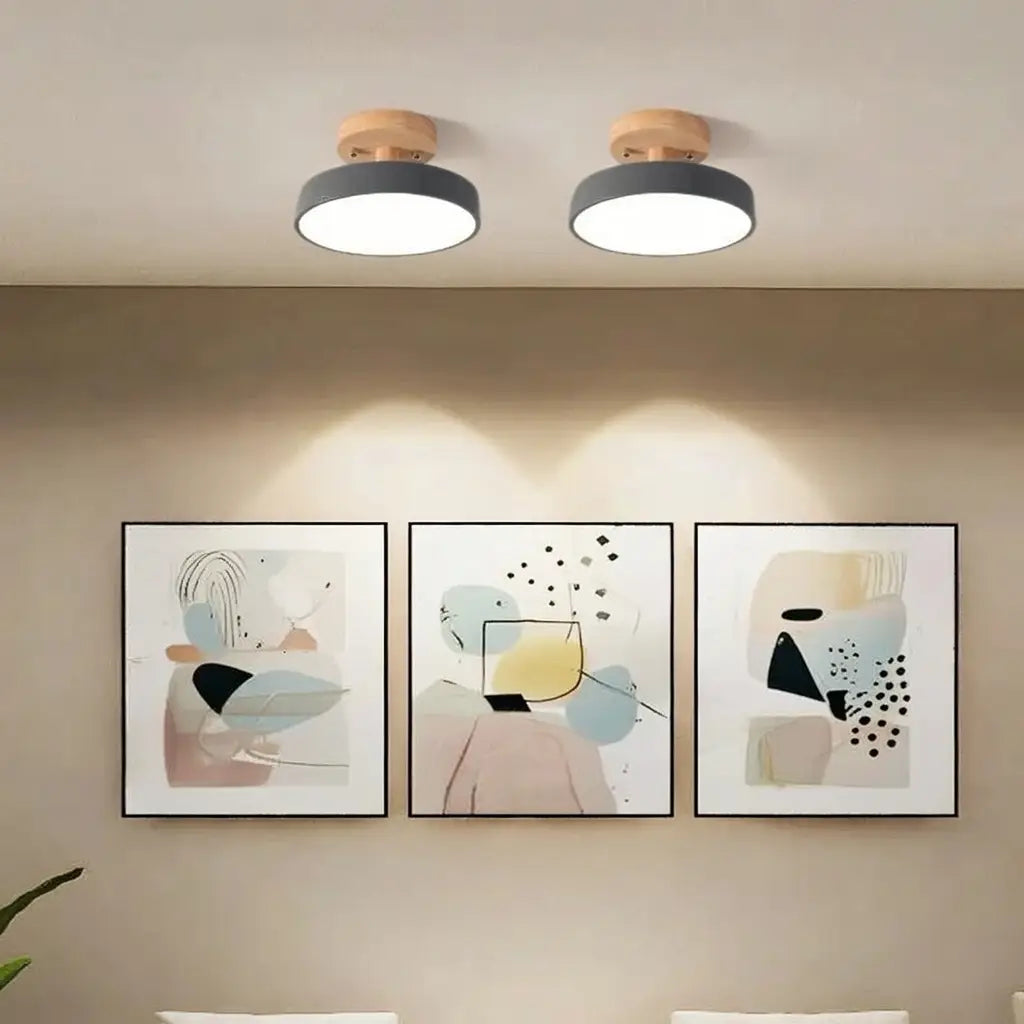 LED-Deckenleuchte mit Holz und Metall im skandinavischen Design