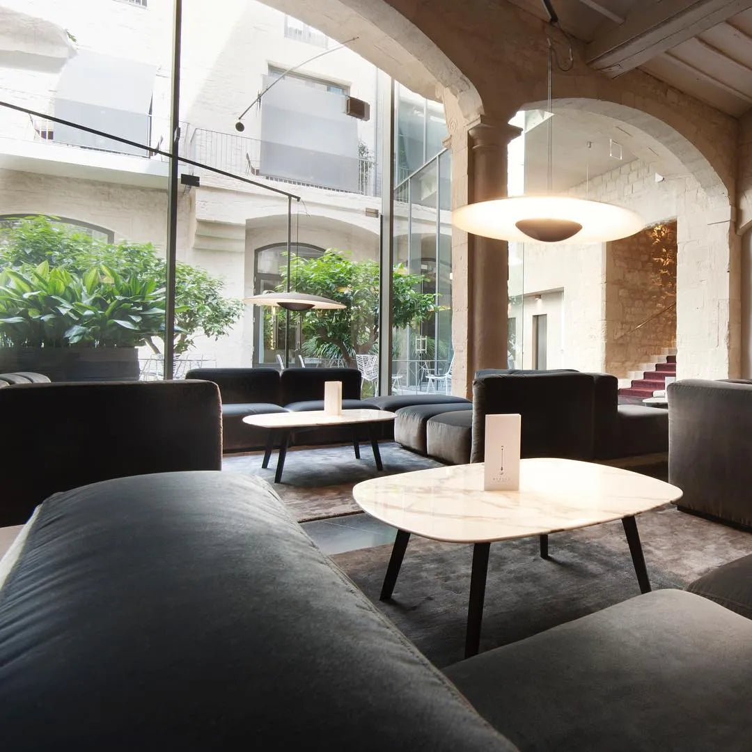 Lámpara colgante LED con pantalla de disco metálico delgado para comedor y salón