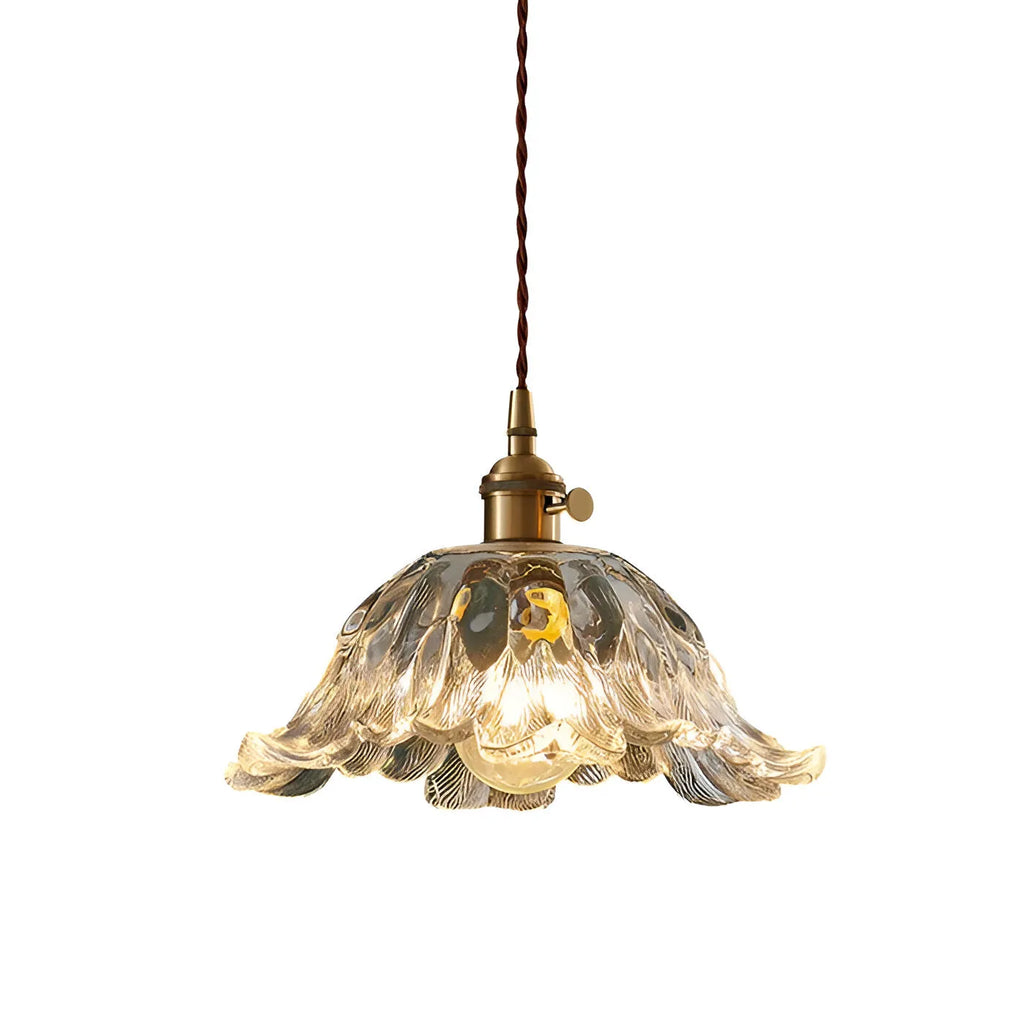 Pendelleuchte mit Glasschirm in Blütenform und LED für Vintage-Beleuchtung im Esszimmer