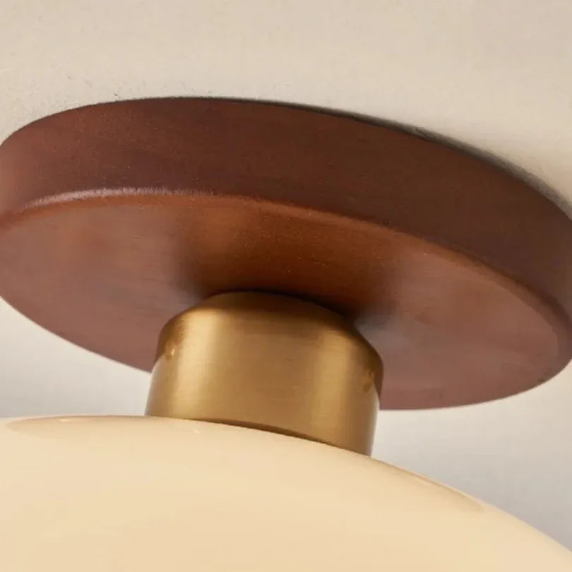 Plafoniera a filo soffitto in stile Bauhaus con paralume in vetro color crema, per camere da letto moderne