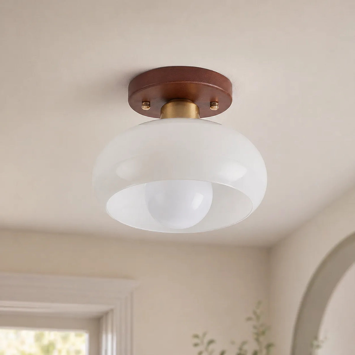 Plafoniera a filo soffitto in stile Bauhaus con paralume in vetro color crema, per camere da letto moderne