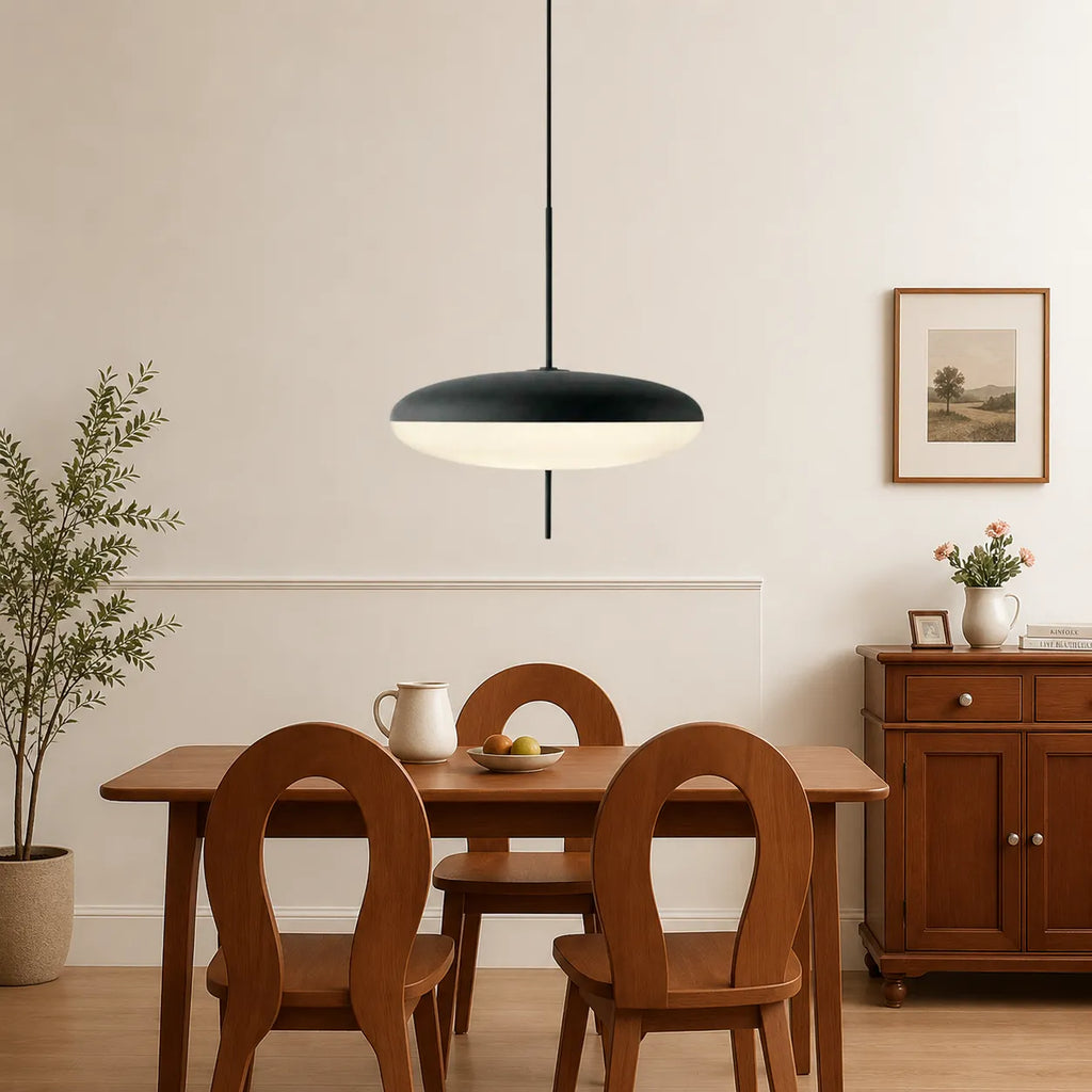Suspension au design géométrique Bauhaus, à la douce lumière d’ambiance