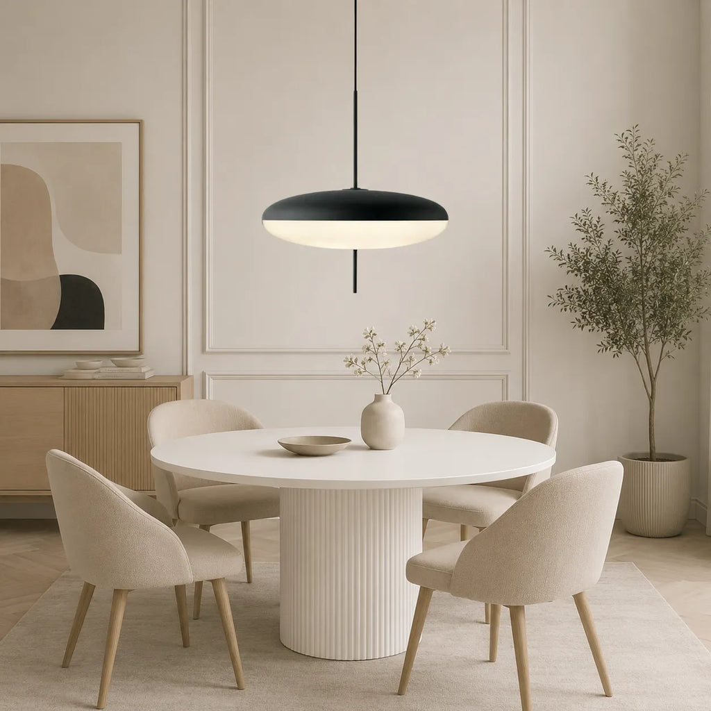 Suspension au design géométrique Bauhaus, à la douce lumière d’ambiance