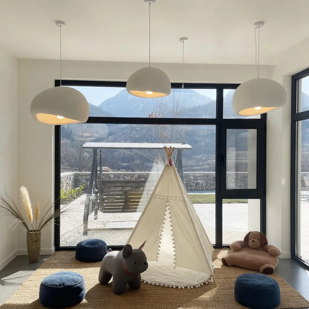 Lampada a sospensione dal design scultoreo a nuvola e luce soffusa e diffusa