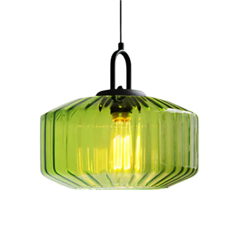 Suspension avec abat-jour en verre coloré rétro et éclairage d’ambiance chaleureux