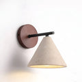Wandleuchte mit kegelförmigem Travertinschirm und Holzrückplatte, modernes Lichtdesign