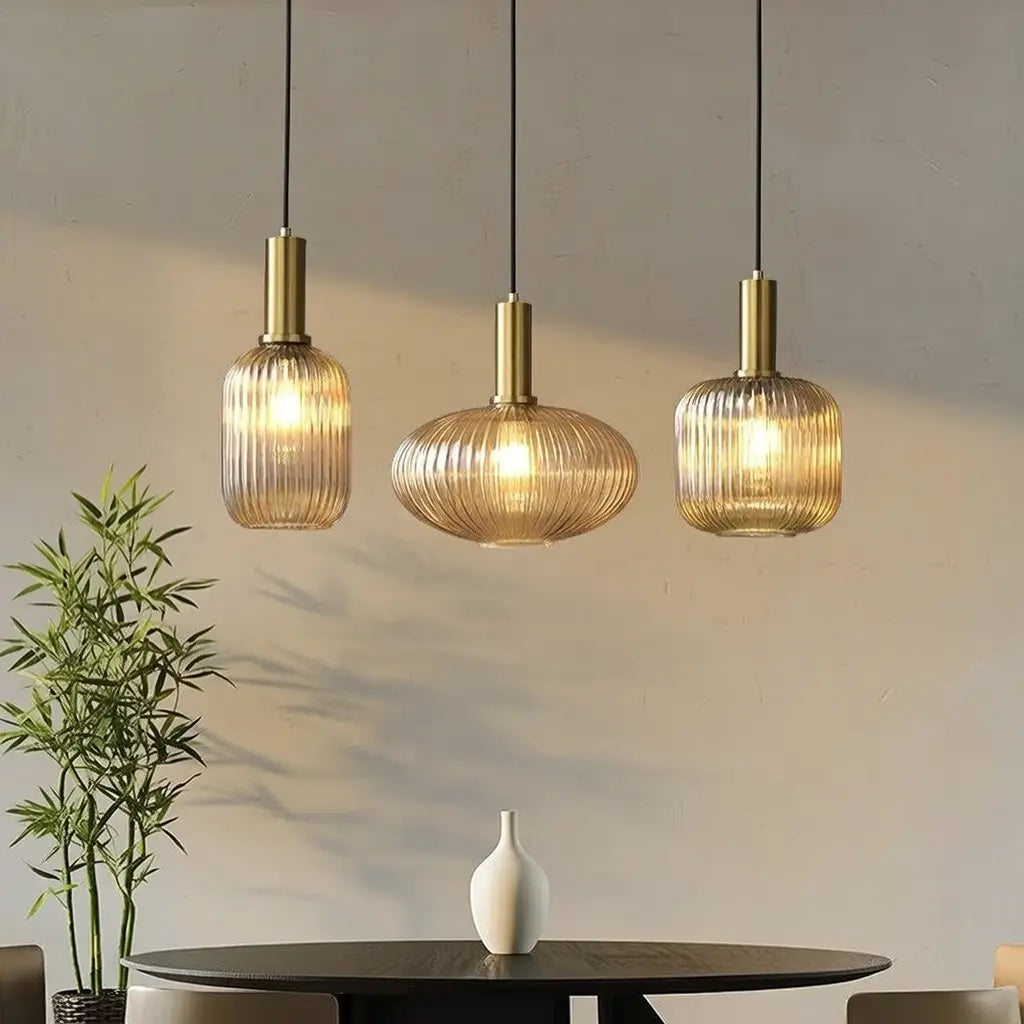 Suspension avec verre cannelé et éléments en métal Art déco