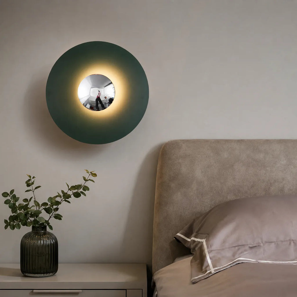 Applique murale avec abat-jour rond en métal et éclairage LED intégré à lumière chaude