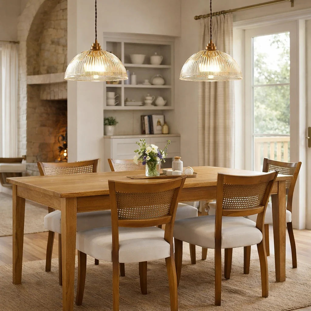 Greer Pendelleuchte im Landhausstil mit geripptem Glasdom