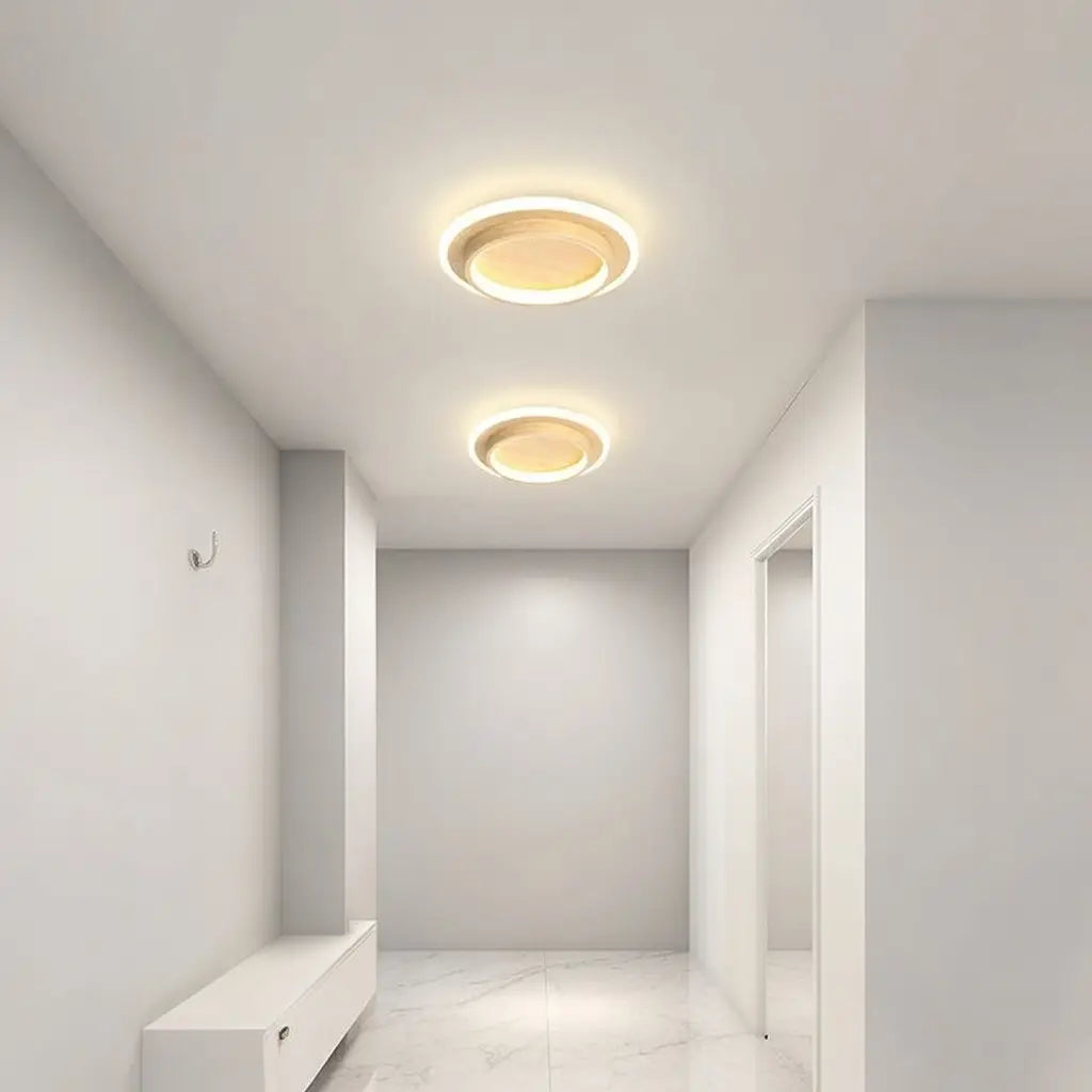 LED-Deckenleuchte mit Halo-Ring und zweilagiger Beleuchtung