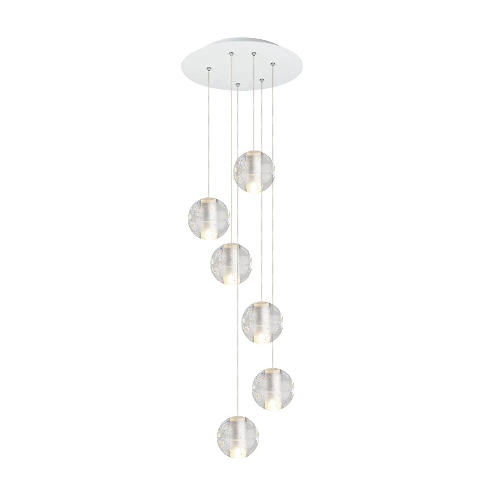 Suspension avec abat-jour en verre cristal en forme de goutte d’eau et finition chromée