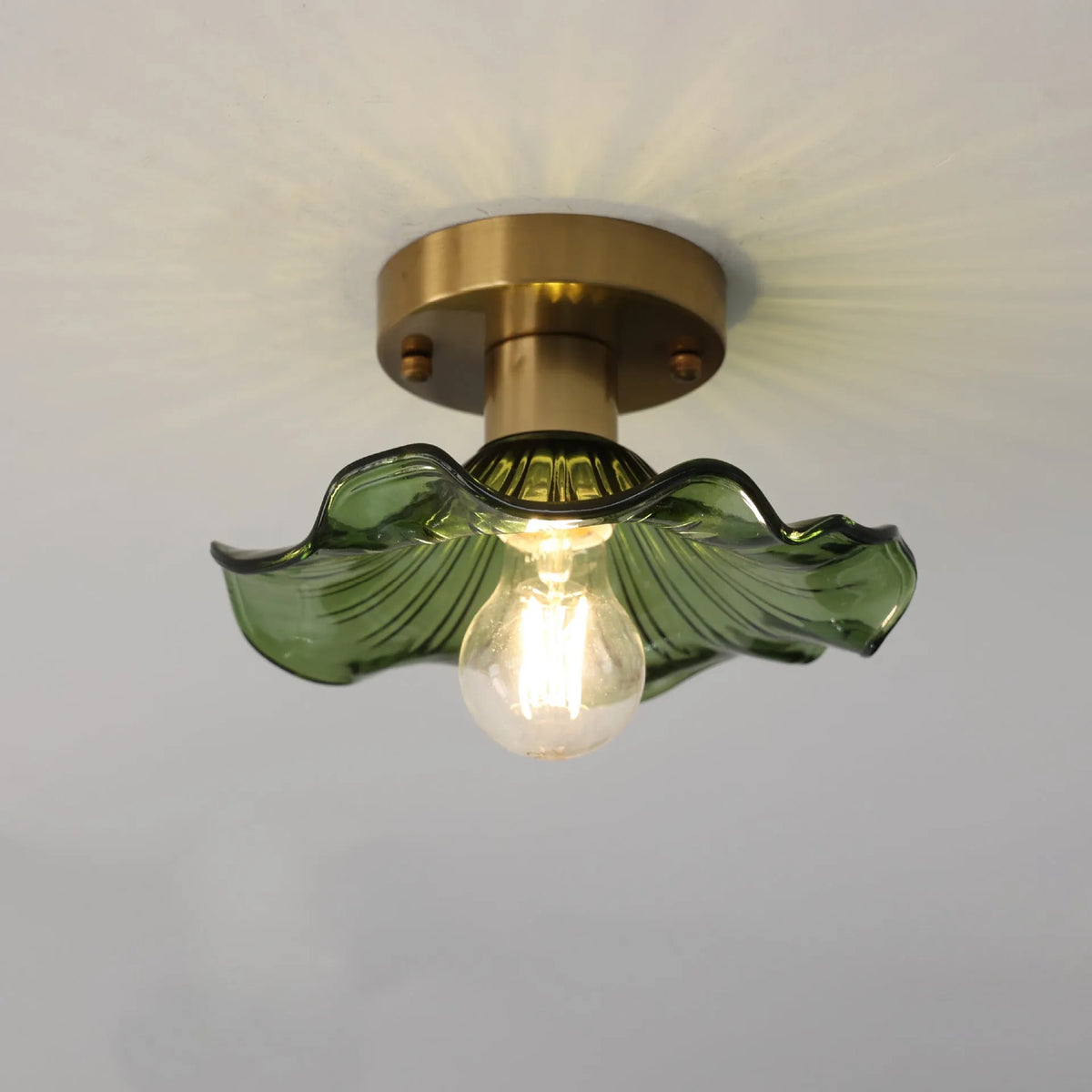 Plafoniera moderna in vetro scolpito a forma di fiore Florian