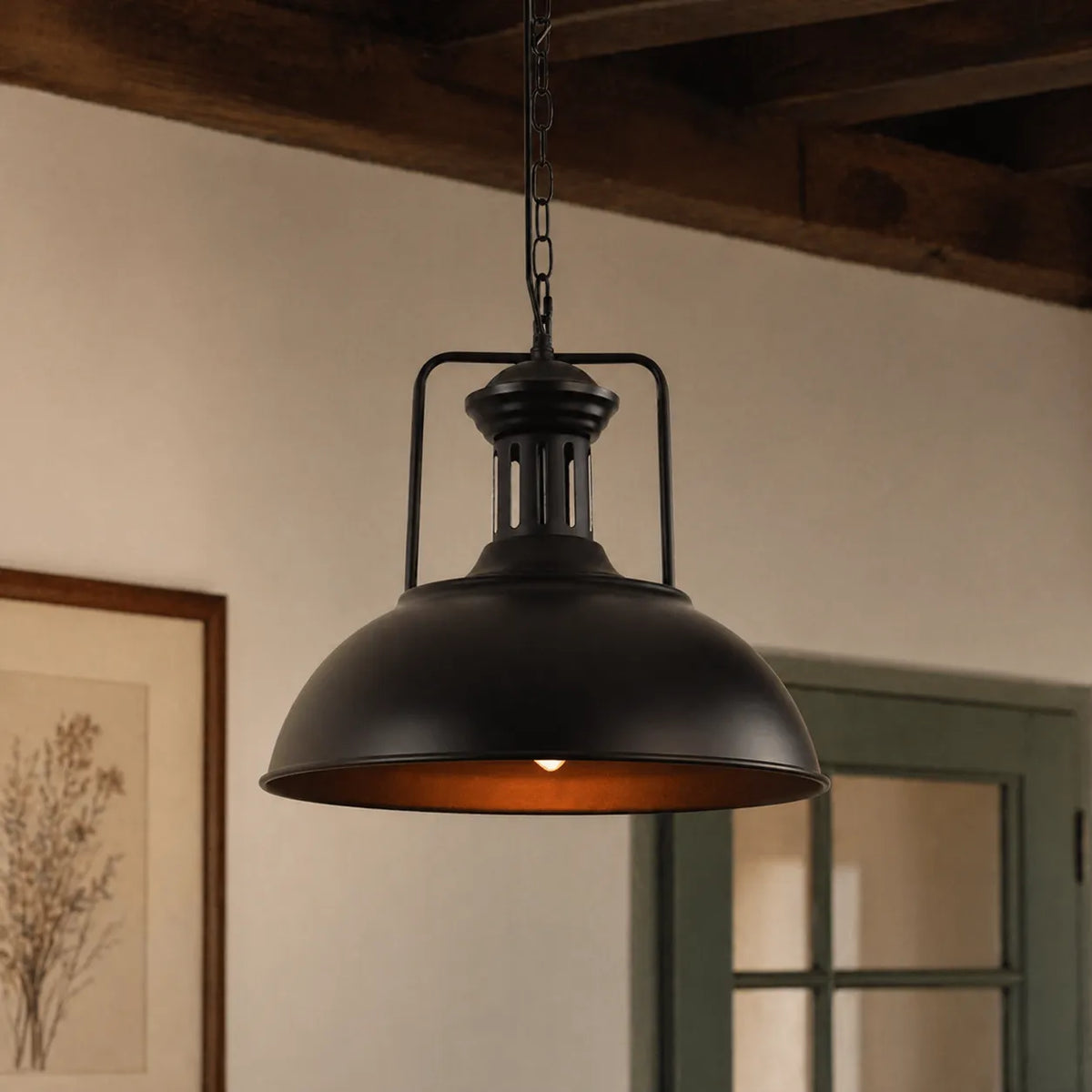 Suspension industrielle Yseult en métal martelé, en forme de dôme