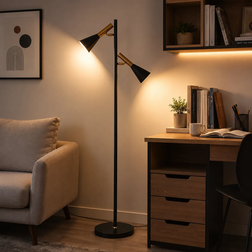 Lampadaire avec abat-jour orientable réglable, base en marbre et design nordique moderne