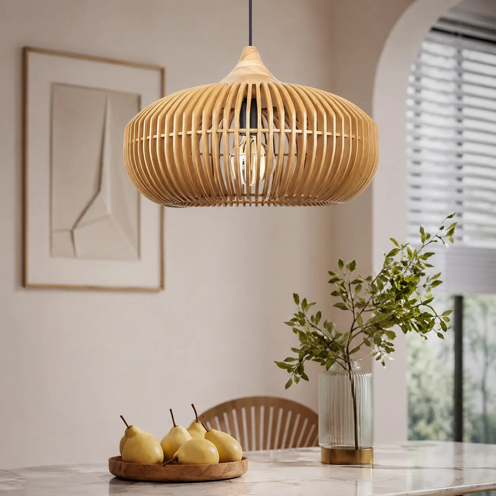 Suspensions de cuisine à la silhouette moderne inspirée d’un halo en bois naturel, à suspendre au plafond