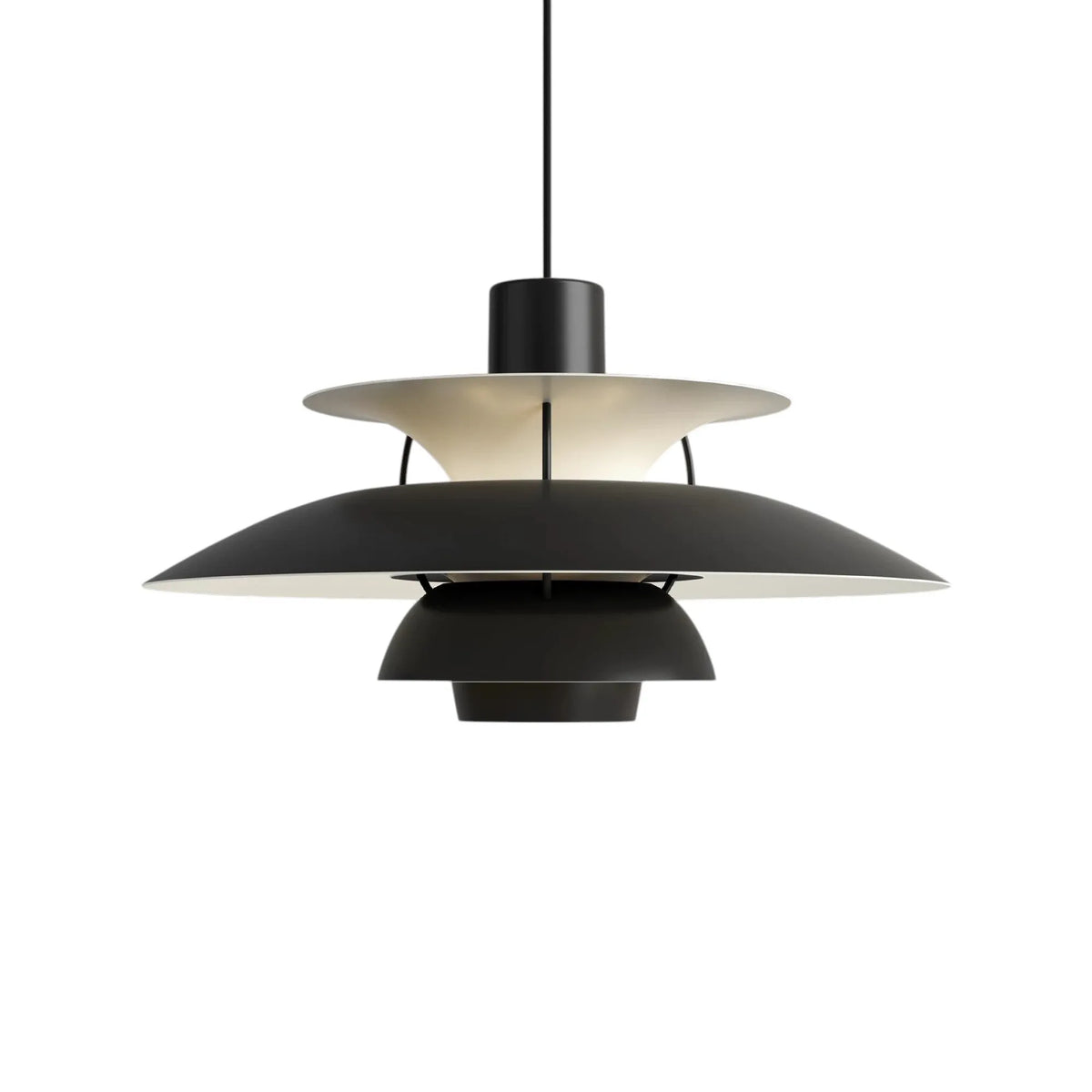 Suspension en aluminium au design superposé et aux lignes nordiques scandinaves