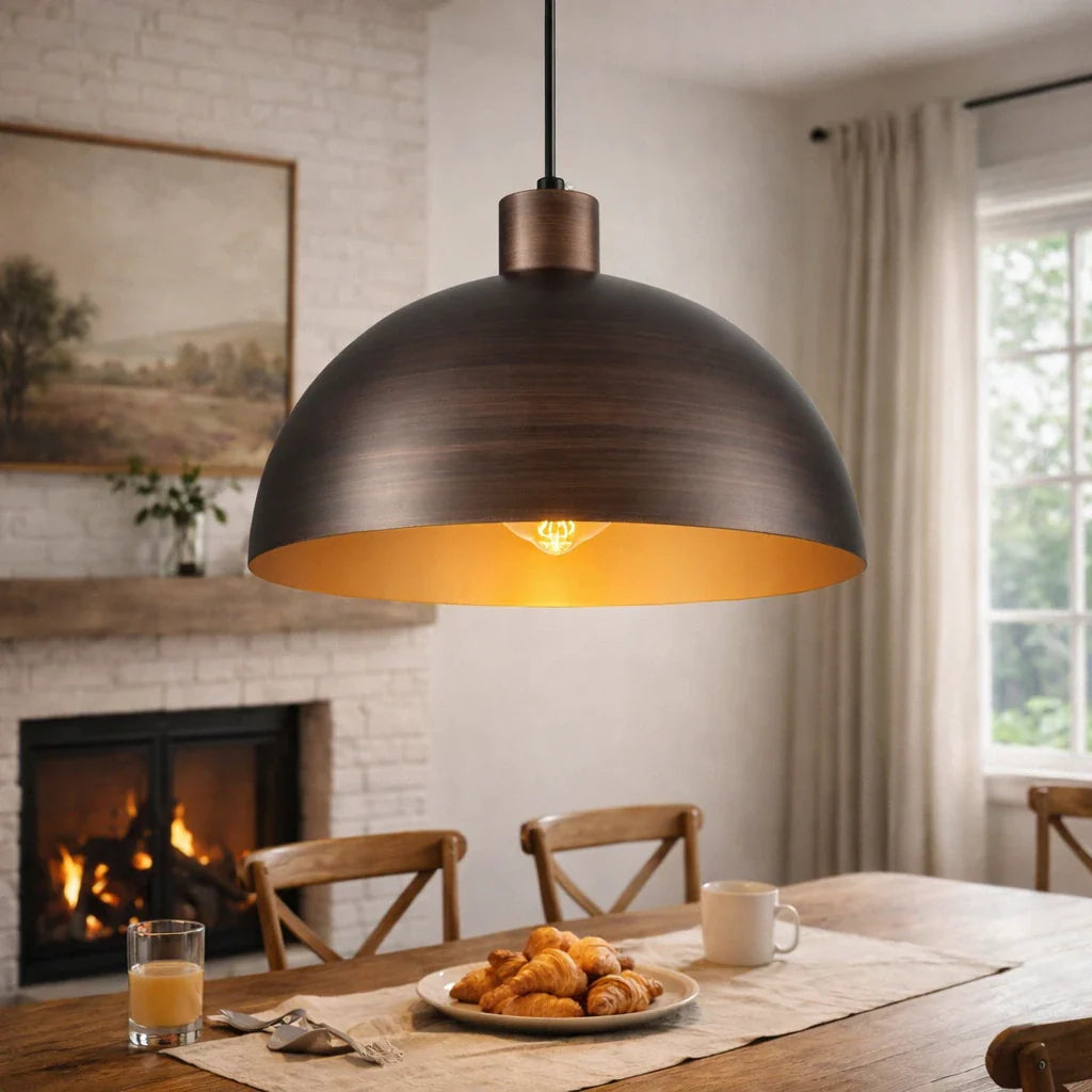 Vivian Mid-Century-industrielle Pendelleuchte mit Metallkuppel