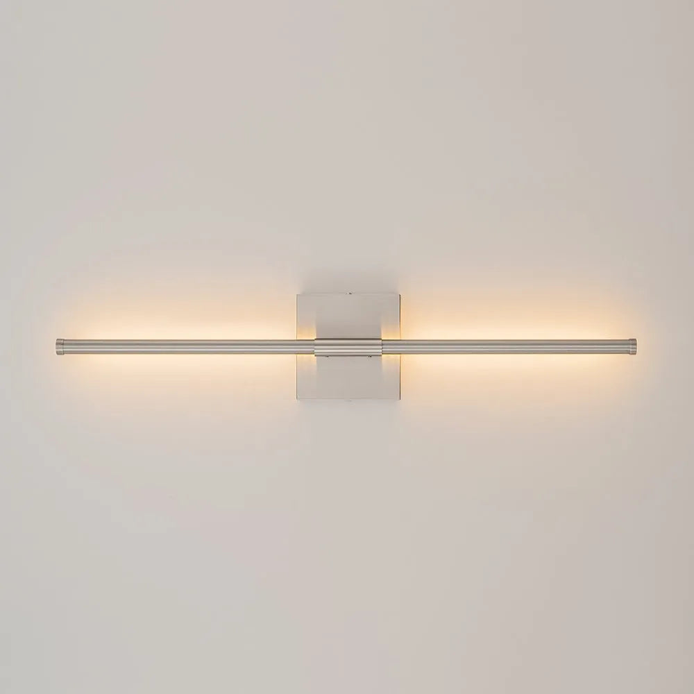 Wandleuchte mit schmalem, linearem LED-Balken zur horizontalen oder vertikalen Montage