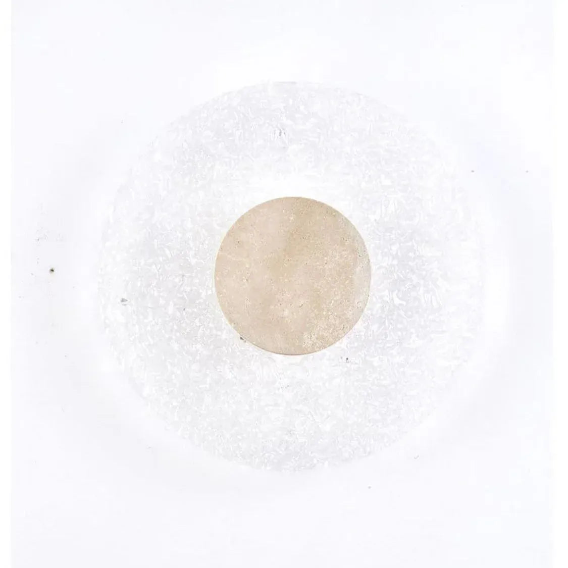 Applique murale avec base en travertin, diffuseur en acrylique et LED, au design moderne