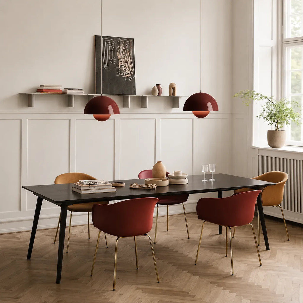 Lampada a sospensione con cavo regolabile e design in metallo ispirato a un fungo