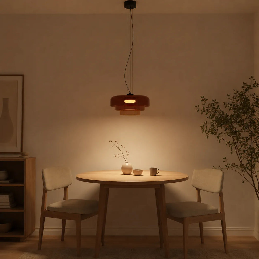 Lámpara colgante con vidrio escultural en capas e iluminación difusa y suave