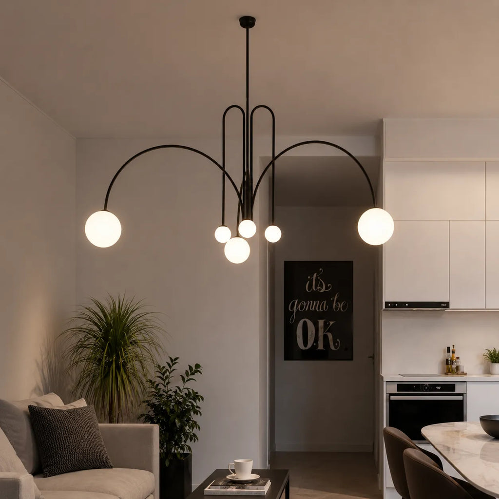 Lámpara colgante con pantalla de vidrio soplado a mano y estructura metálica para comedor y sala de estar
