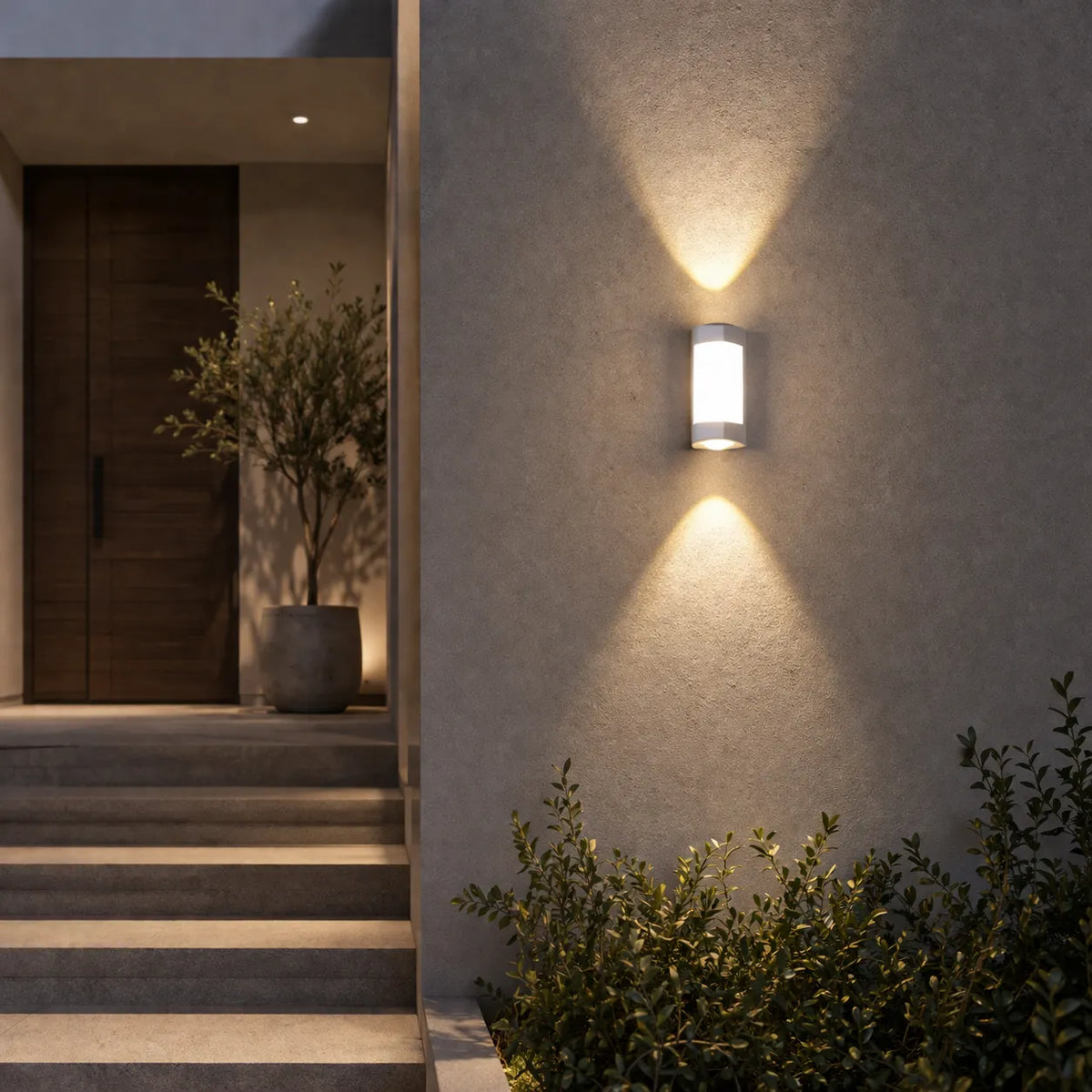 Applique murale d’extérieur avec diffuseur en acrylique dépoli et éclairage LED vers le haut et vers le bas