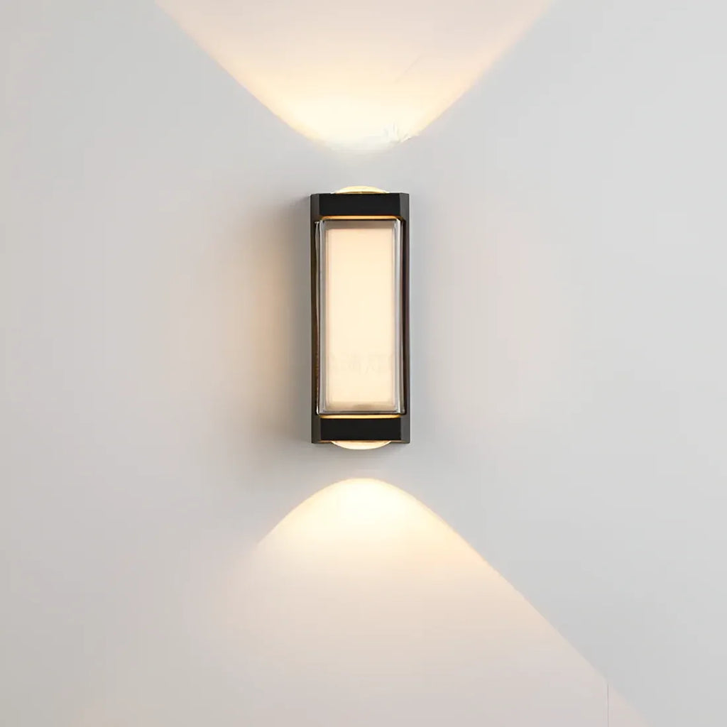 Applique murale d’extérieur avec diffuseur en acrylique dépoli et éclairage LED vers le haut et vers le bas