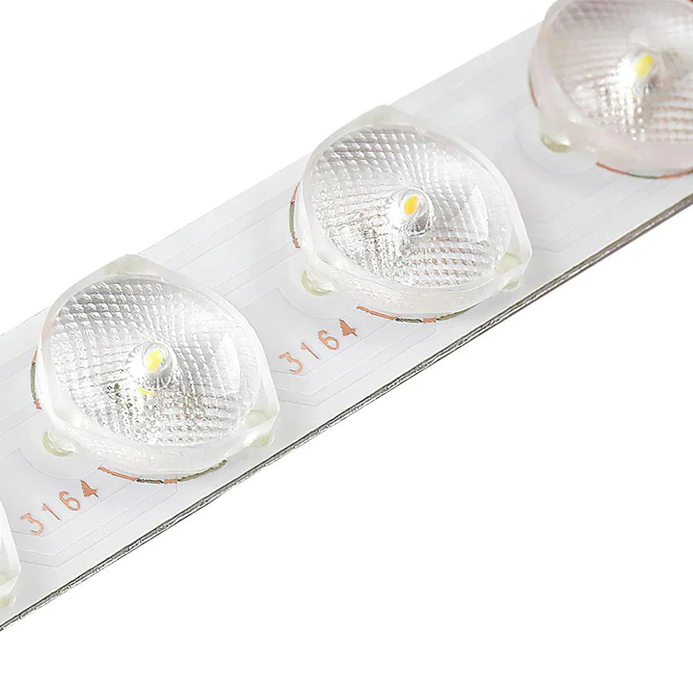 LED-Deckenleuchte mit ovalem Akzent aus Holz