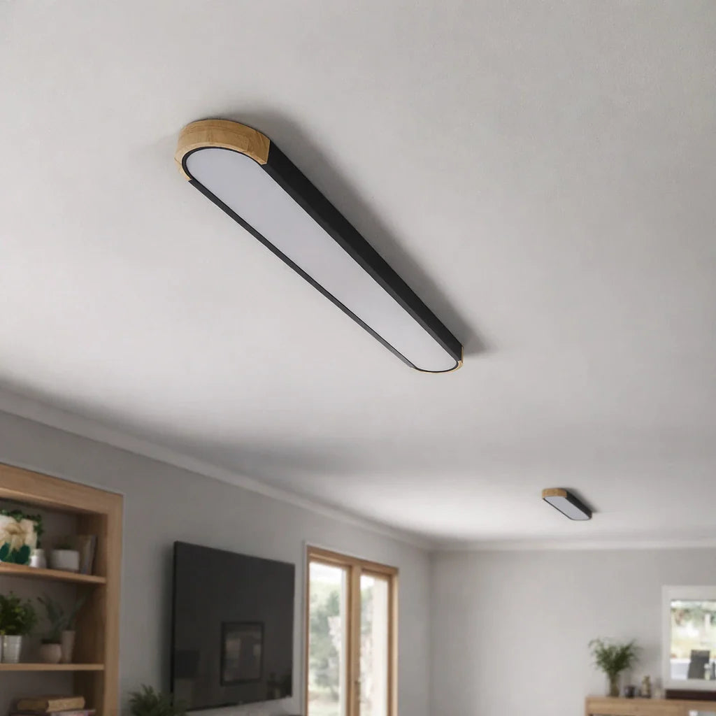 LED-Deckenleuchte mit ovalem Akzent aus Holz
