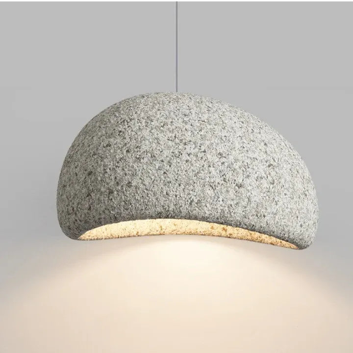 Pendelleuchte mit asymmetrischem Kuppelschirm und glatter Fiberglasoberfläche