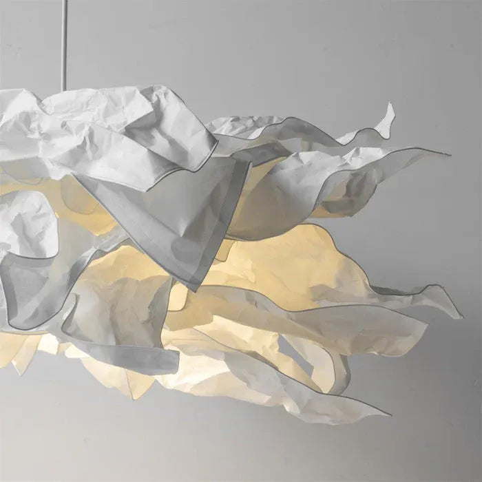 Lampada a sospensione con paralume in carta ispirato alle nuvole e luce LED ambientale calda