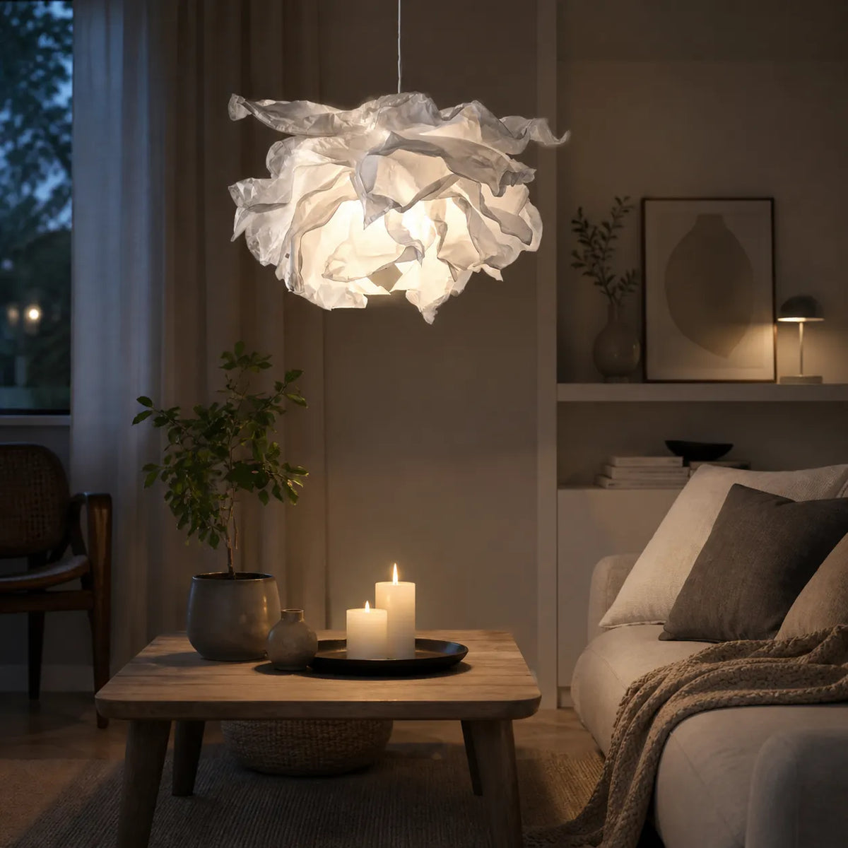 Lampada a sospensione con paralume in carta ispirato alle nuvole e luce LED ambientale calda