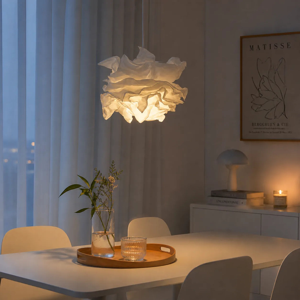 Lampada a sospensione con paralume in carta ispirato alle nuvole e luce LED ambientale calda