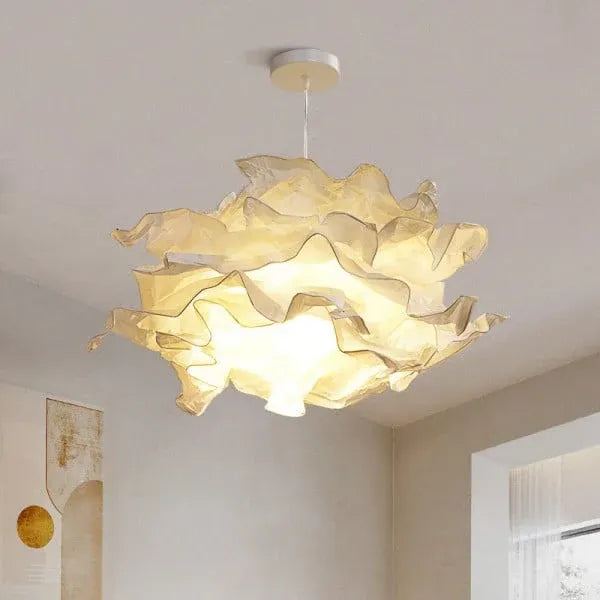 Lampada a sospensione con paralume in carta ispirato alle nuvole e luce LED ambientale calda