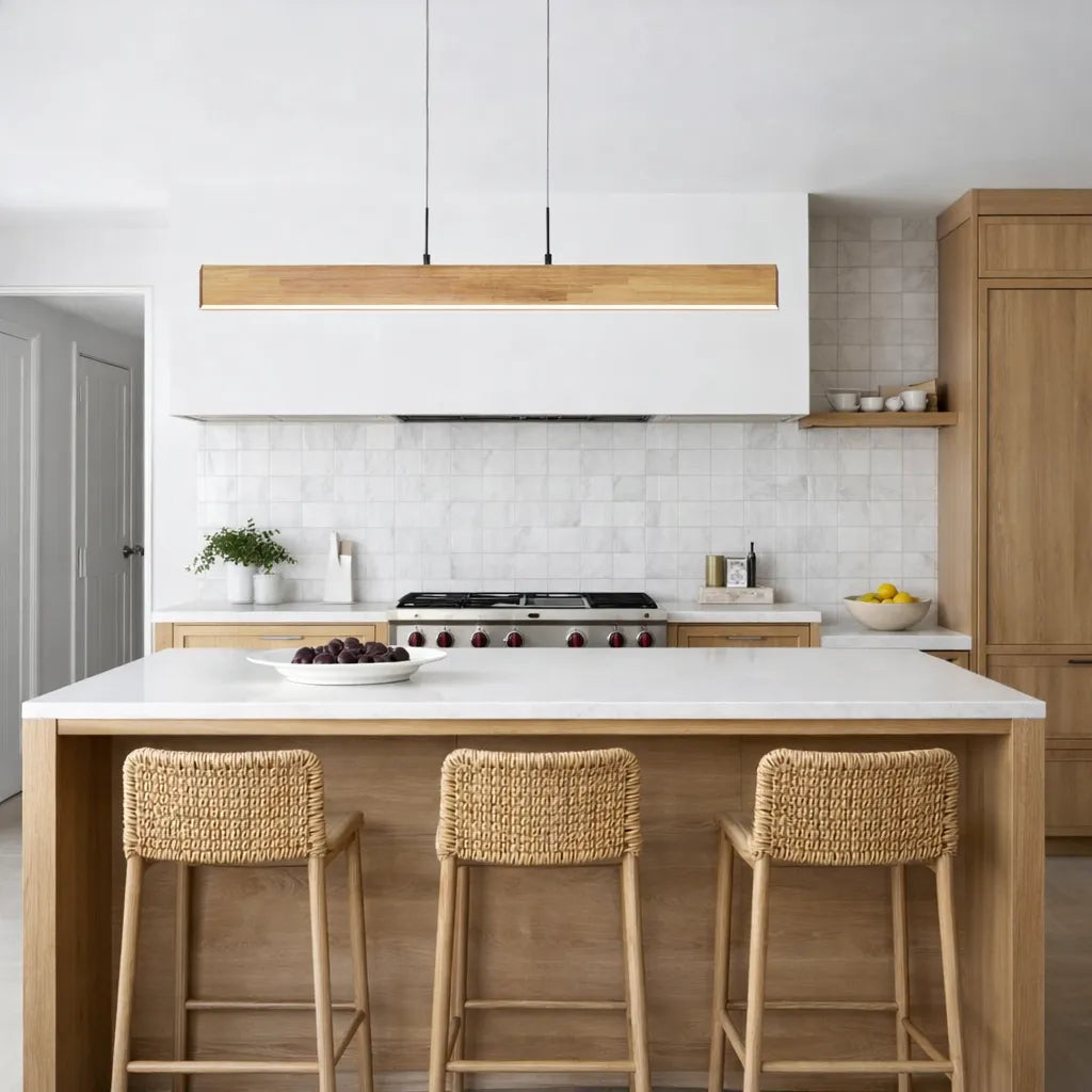 Suspension linéaire avec LED à intensité variable et touche de bois naturel, pour une salle à manger moderne