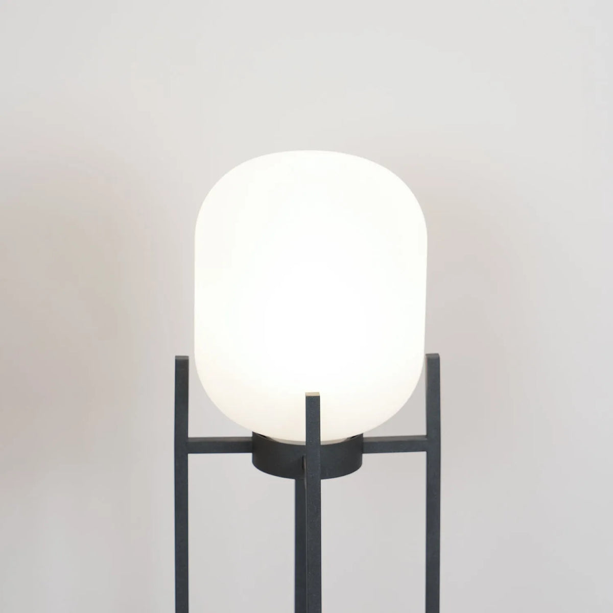 Lampadaire solaire à LED, étanche IP65, pour éclairer jardins, terrasses et allées