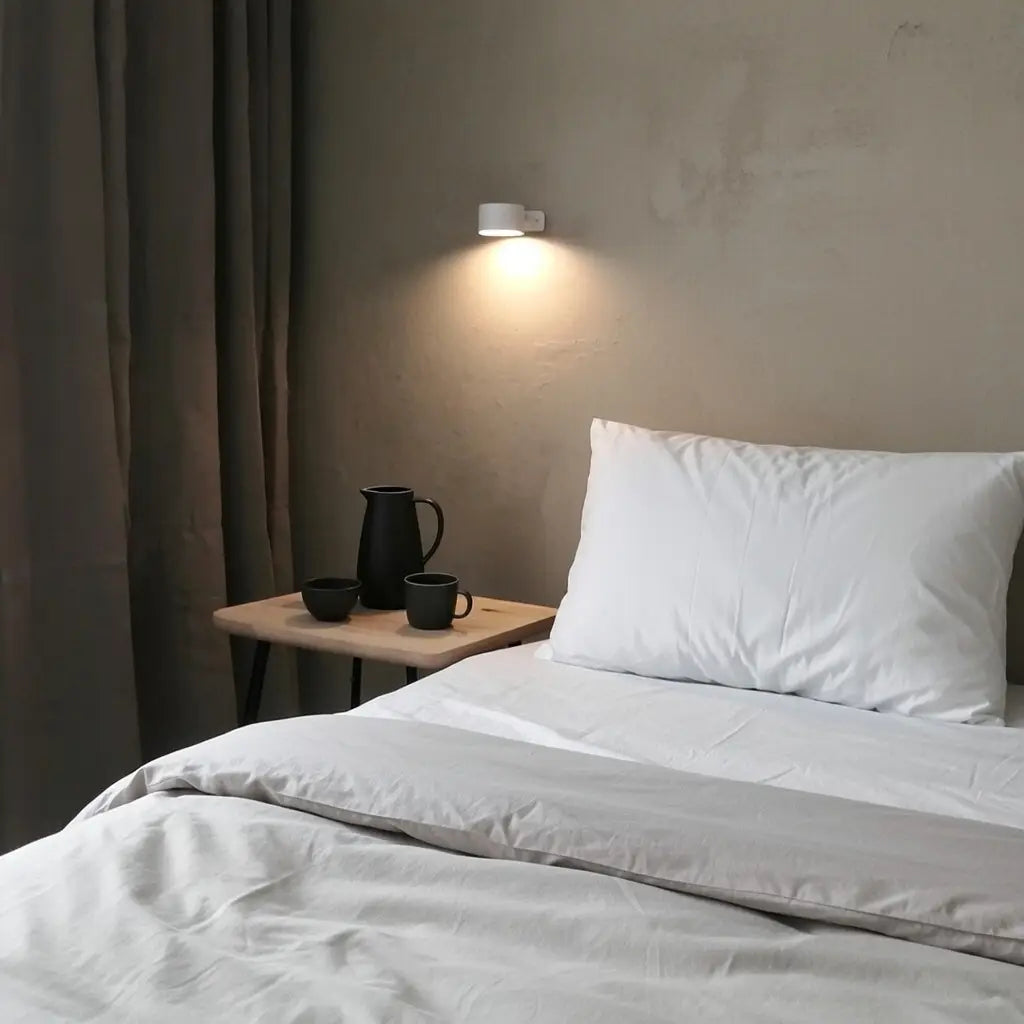 Applique senza fili con LED ricaricabile e testa magnetica orientabile