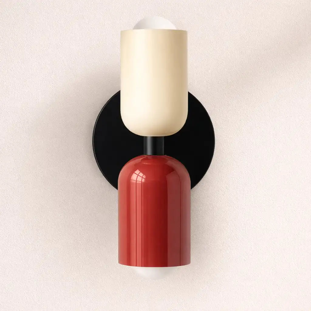 Applique murale avec verre diffusant une lumière douce et design minimaliste