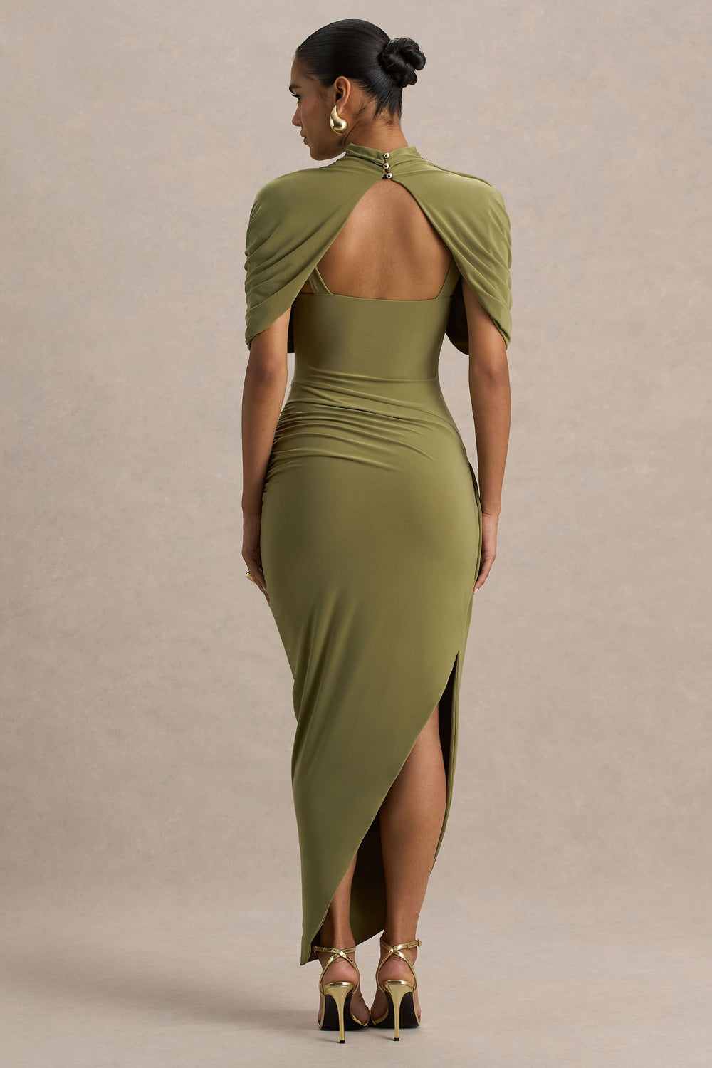 La robe cape olive