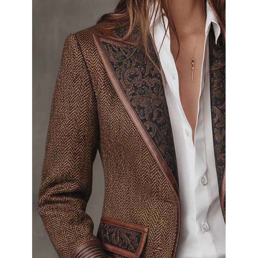 Der Hahnentritt-Blazer mit Einsätzen